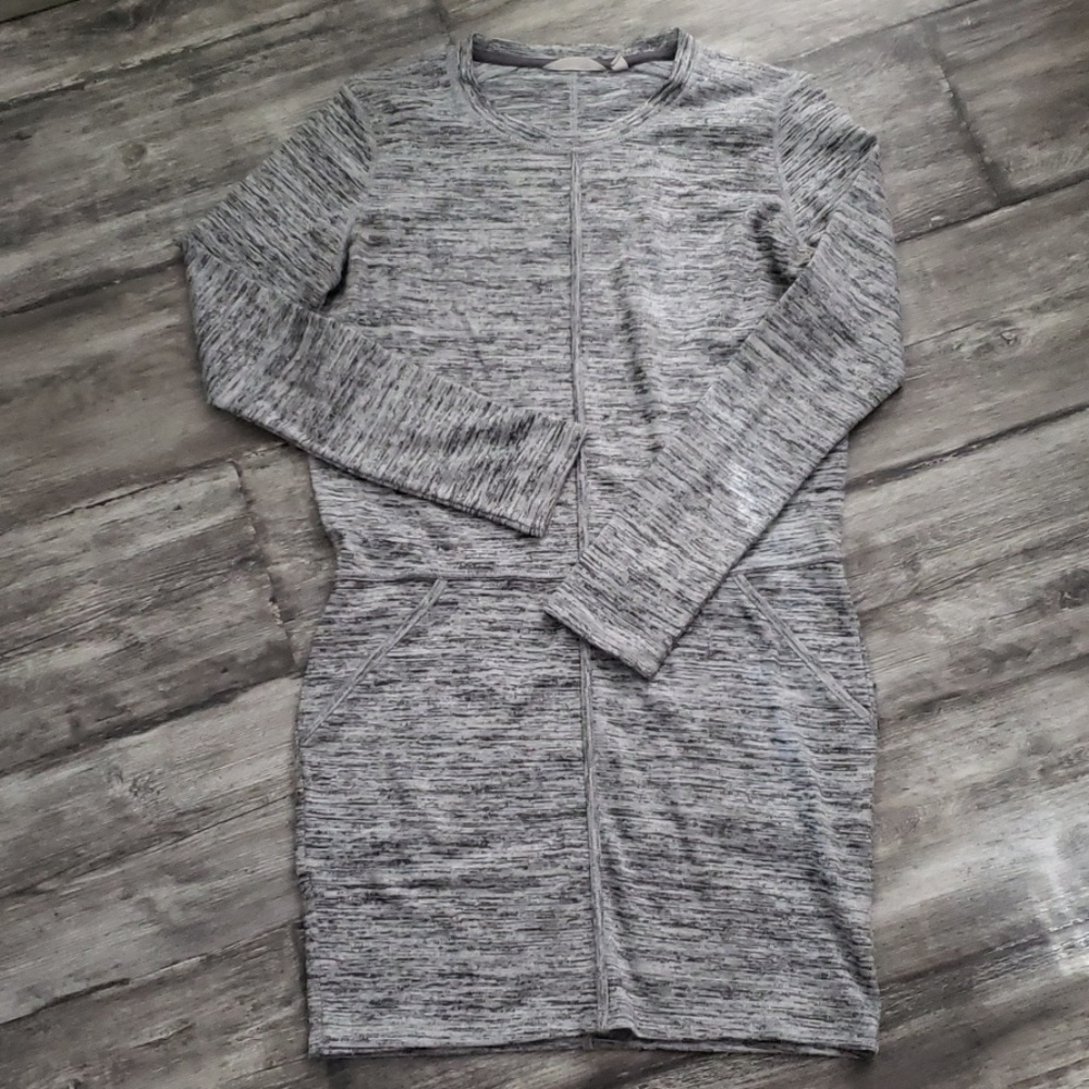 Athleta dress size small